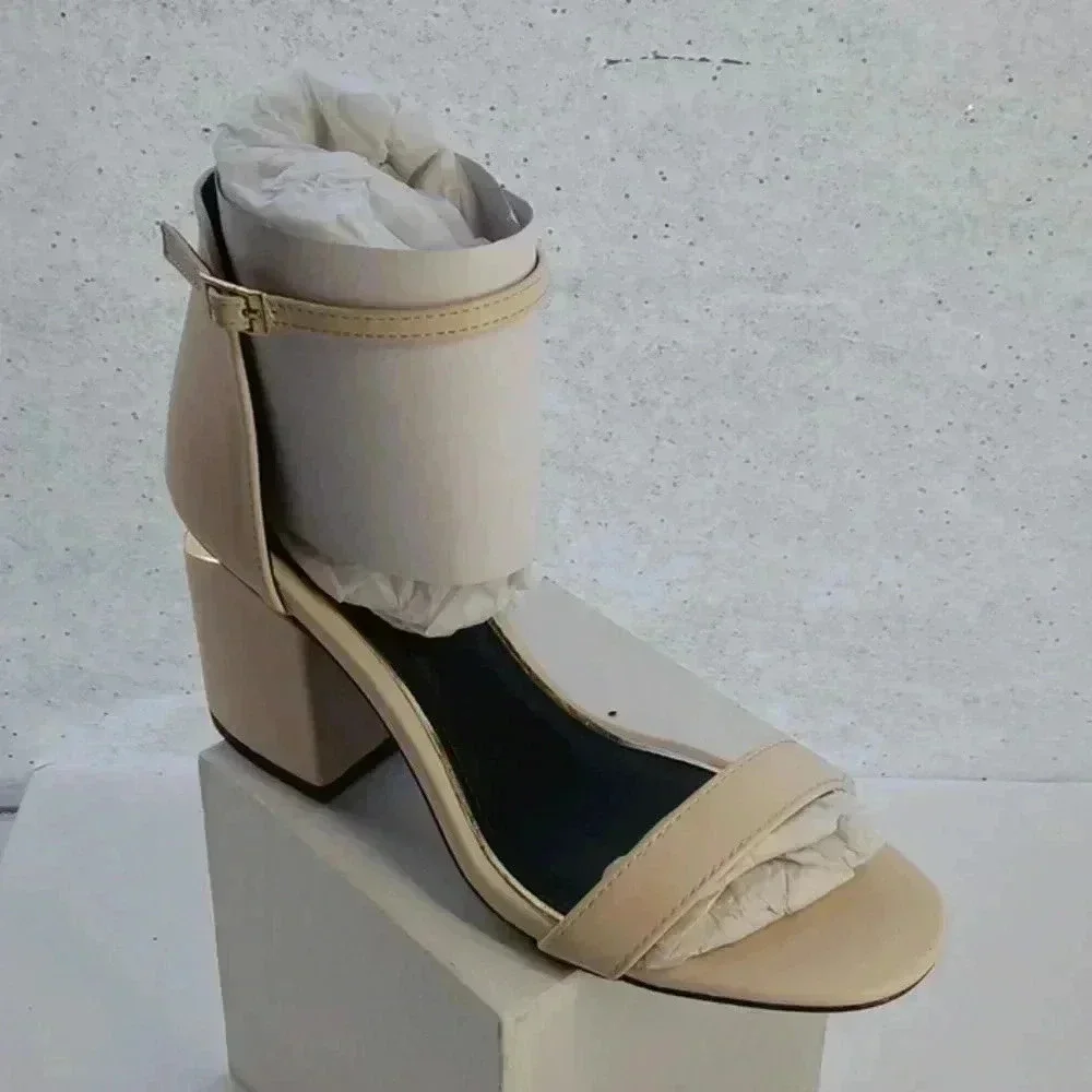 Qupid heeled ankle strap sandals